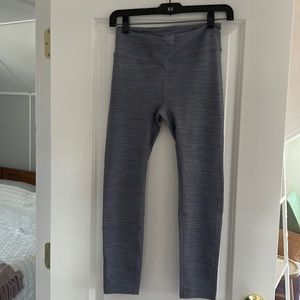 Outdoor Voices Size Small TechSweat Legging in Blue